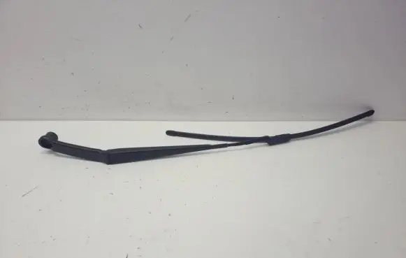 Subaru Outback (BT) Front wiper blade arm