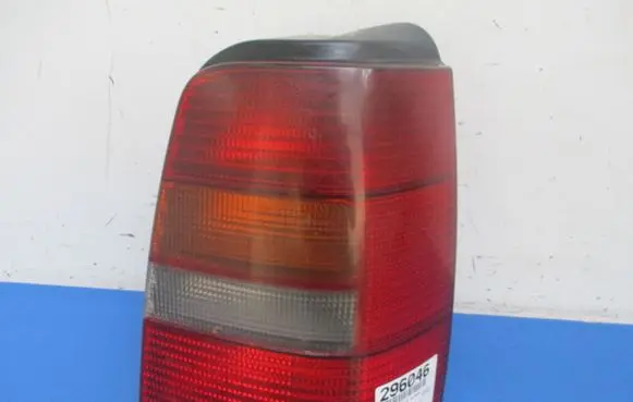 Volkswagen Golf III Rear/tail lights