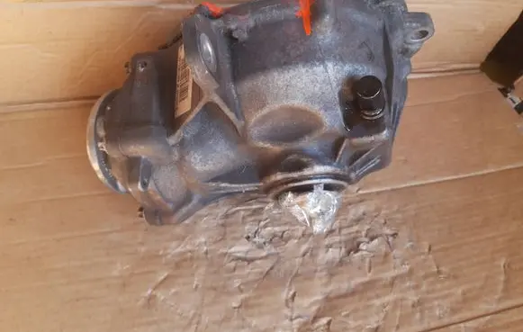 Mercedes-Benz E W212 Front differential A2213307300 A2213308900