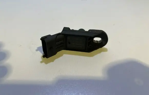 Opel Zafira B Air pressure sensor 0261230284