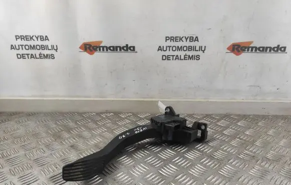 Iveco Daily 5th gen Accelerator throttle pedal 5801333490