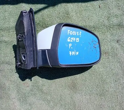 Ford Focus Front door electric wing mirror 212836414