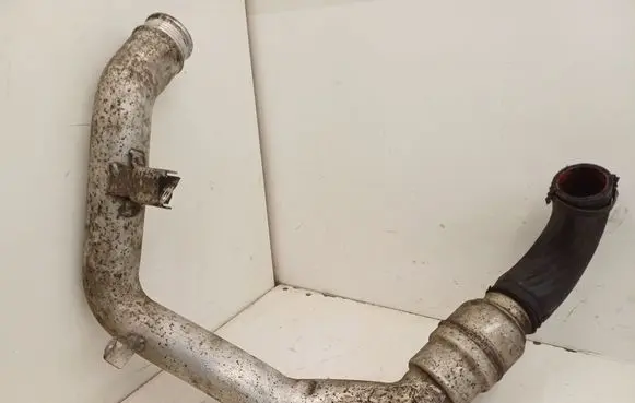 Volvo S60 Intercooler hose/pipe 31319820