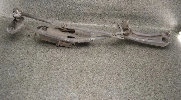 BMW 5 E39 Wiper motor 8360603 404202