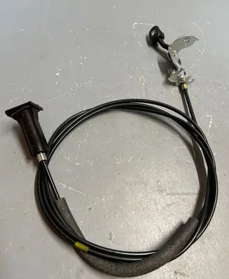 Hyundai i20 Active Fuel cap flap release cable H2131P