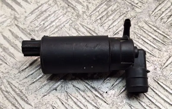 Toyota Avensis T250 Windscreen/windshield washer pump 8533005030 8533005031