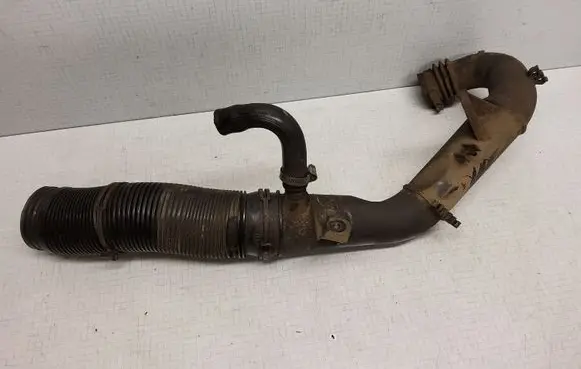 Seat Cordoba (6K) Turbo air intake inlet pipe/hose 1J0129654C 1J0129656B