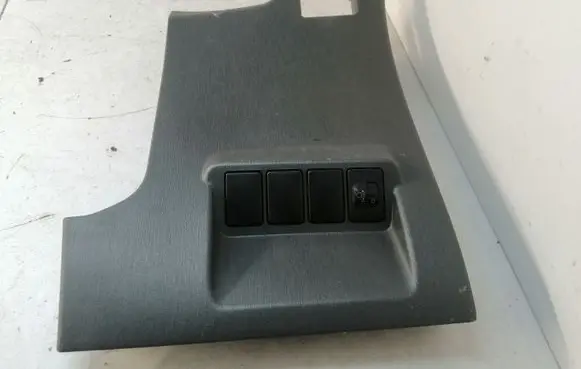 Toyota Prius+ (ZVW40) Dashboard lower bottom trim panel 5548047050