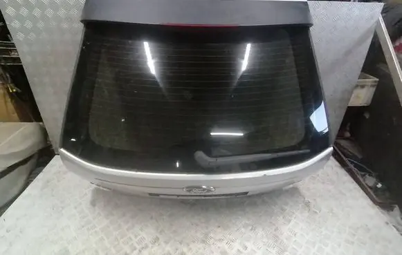 Ford Focus Tailgate/trunk/boot lid 