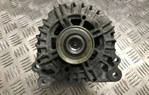 Volkswagen Golf VI Generator/alternator 03L903023L 114061692