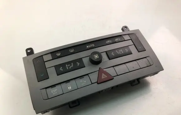 Interior fan control switch