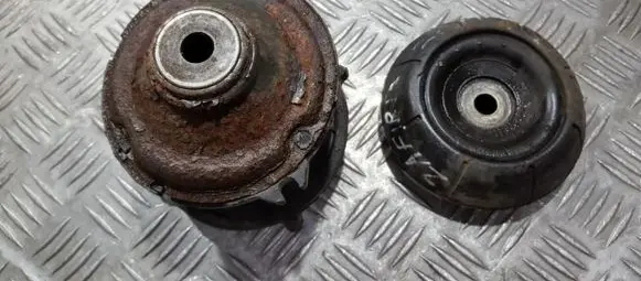 Opel Zafira A Coil spring mount 90538936