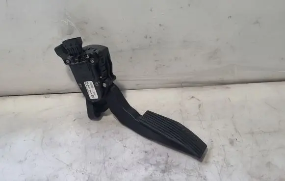 Opel Signum Accelerator throttle pedal 9186724