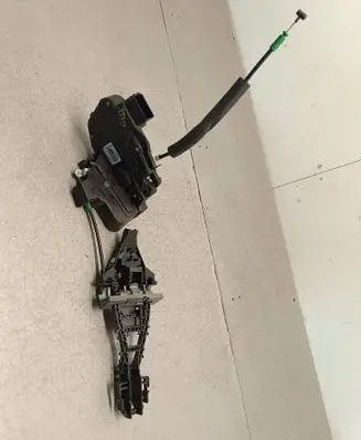 Land Rover Evoque I Rear door lock 7H5A26413AC A048317 060814
