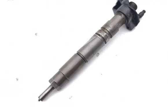 Mercedes-Benz ML W164 Fuel injector A6420700587 0445115027