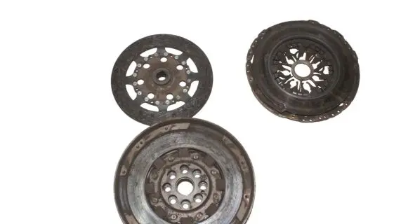 Nissan X-Trail T32 Clutch set kit 301015094R 302101178R