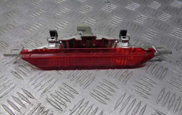 Toyota Corolla E120 E130 Third/center stoplight
