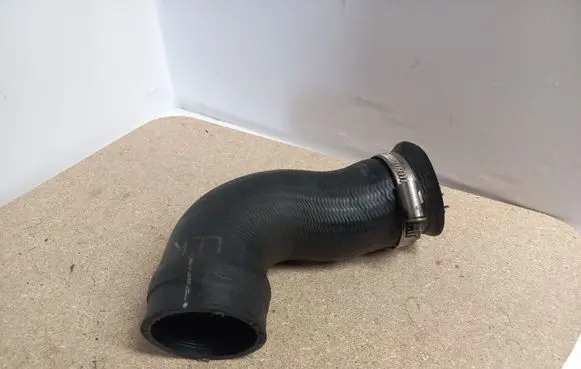 Audi A4 S4 B7 8E 8H Intercooler hose/pipe 115684