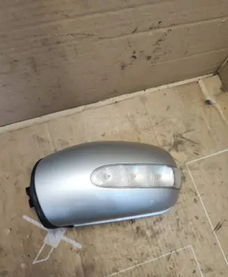 Mercedes-Benz C W203 Front door electric wing mirror 413133417