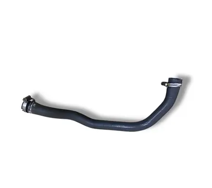 Coolant pipe/hose