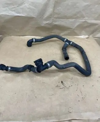 BMW 1 F20 F21 Engine coolant pipe/hose 7537605