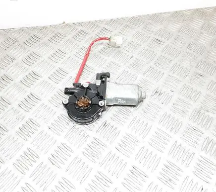 Mitsubishi Pajero Sport I Front door window regulator motor 2621003210 5713A019