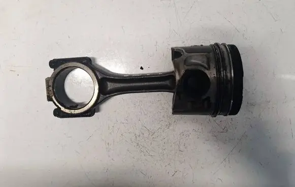 Volkswagen Touran I Piston with connecting rod 
