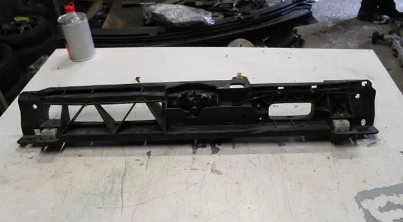 Citroen C4 II Picasso Top upper radiator support slam panel 