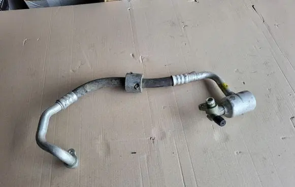 Alfa Romeo Giulietta Air conditioning (A/C) pipe/hose 505220660