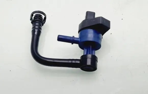 BMW 1 F20 F21 Turbo solenoid valve 7624012