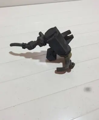 Opel Insignia A Turbo solenoid valve 06T236 55563534 70142001
