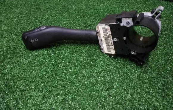 Volkswagen Golf IV Headlight wiper switch 8L0953513G