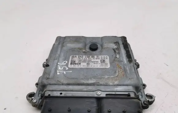 Mercedes-Benz ML W164 Engine control unit/module A6421506691 0281013384