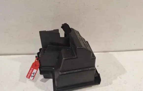Renault Captur II Fuse box set 252361535R
