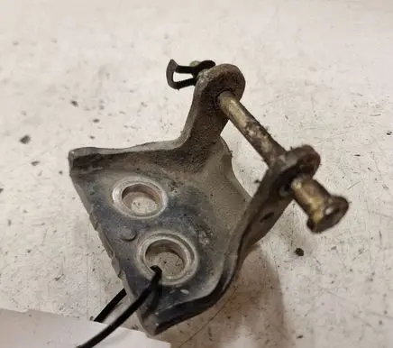 Peugeot 307 Front door lower hinge