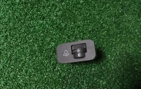 Honda Jazz Headlight level height control switch M20010