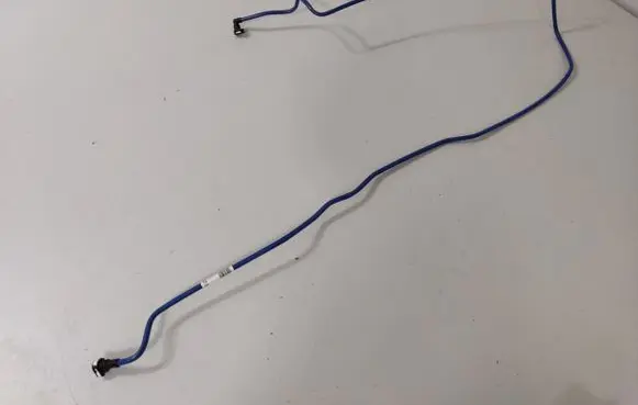 BMW 8 G14 Fuel line pipe 7442835