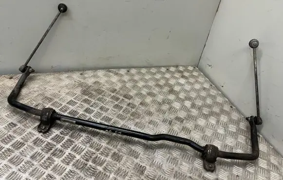 Skoda Octavia Mk3 (5E) Front anti-roll bar/sway bar 2FJ5QBJS