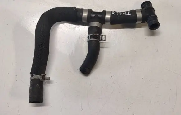 Volvo XC60 Engine coolant pipe/hose 31474983