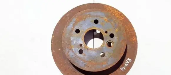 Toyota RAV 4 (XA20) Rear brake disc neventiliuojamas