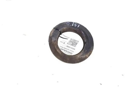 Toyota Auris 150 Front upper strut mount 48258-42020