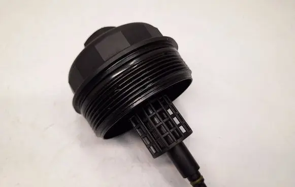 BMW 5 E39 Oil filter cover 1744000 11421744000