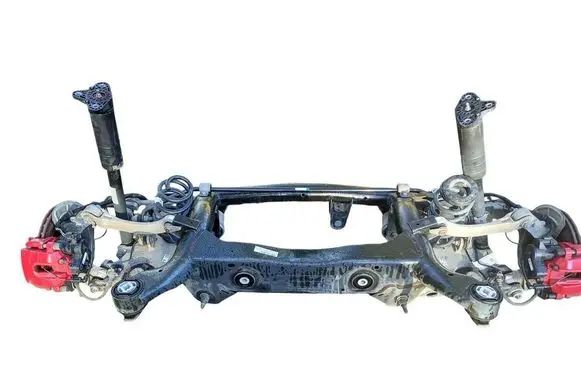 Alfa Romeo Stelvio Rear beam brak