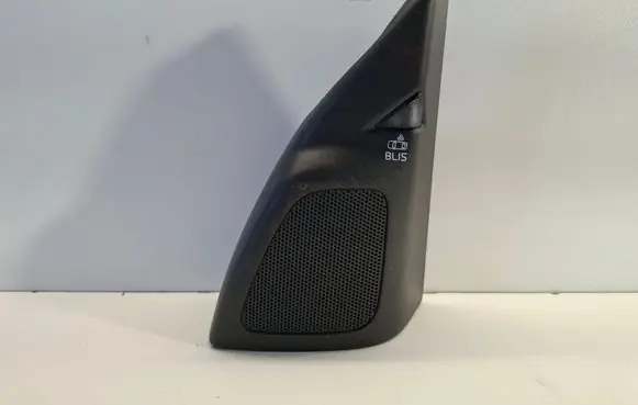 Volvo V60 Front door high frequency speaker 30781068