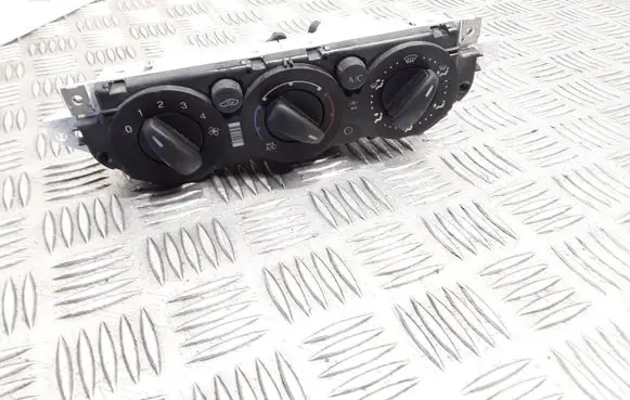 Ford Focus Climate control unit 69607003