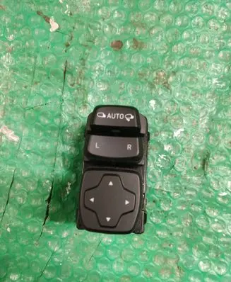 Hyundai Kona I Wing mirror switch 3K54801000 0960 20200813