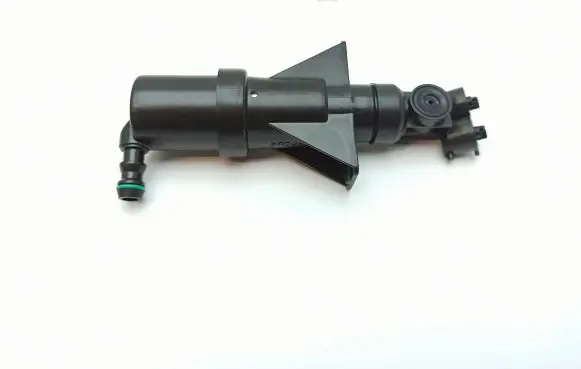 Headlight washer spray nozzle