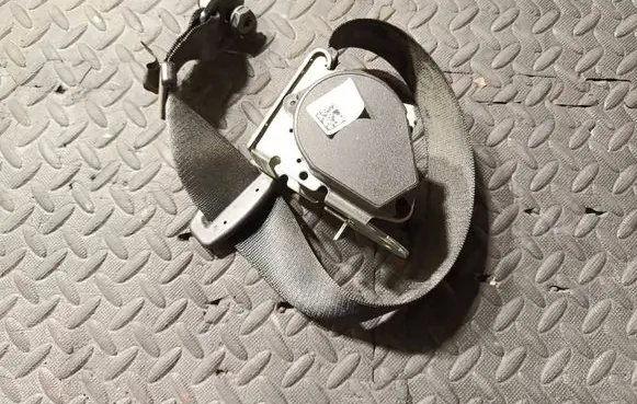 Maserati Ghibli Rear seatbelt 6700174370