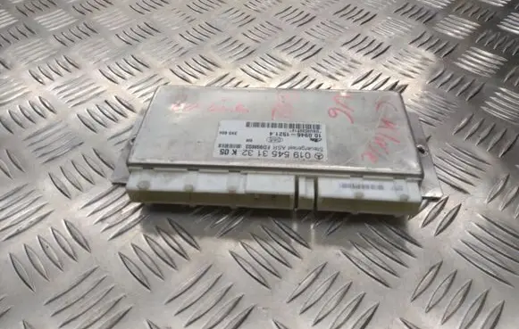 Mercedes-Benz C W202 ABS control unit/module 0195453132