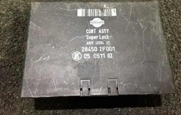 Nissan Primera Other control units/modules 284502f001 05051102